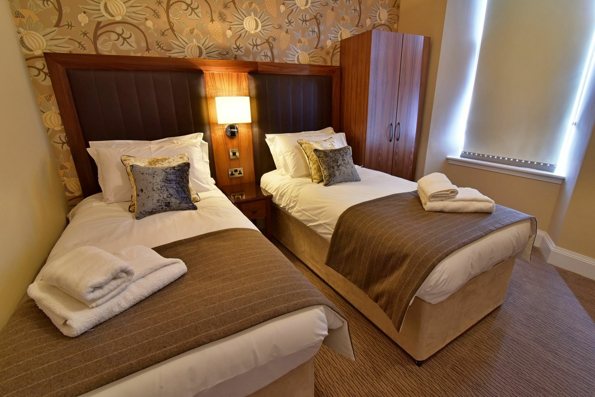 The Townhouse Aberfeldy - Rooms & Breakfast Εξωτερικό φωτογραφία